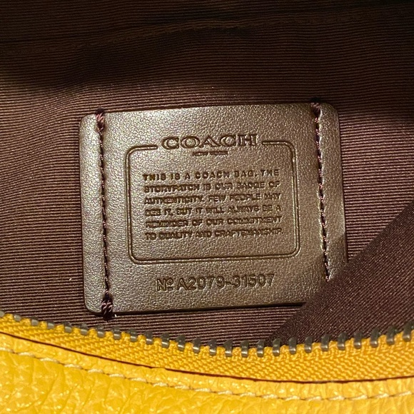 Coach F31507 Abby Duffle Mustard Yellow Gold Pebbled Leather Shoulder handbag - Picture 13 of 13